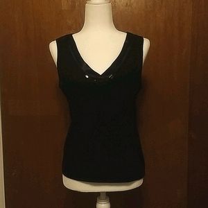 Raefella Satin V-neckTrim Tank